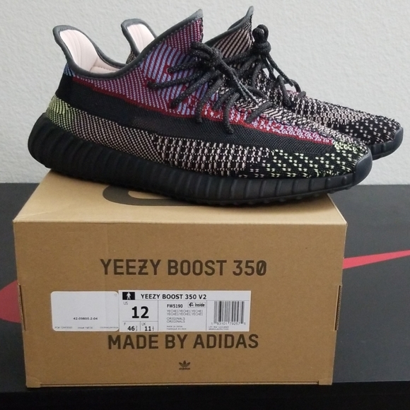 yeezy yecheil size 12